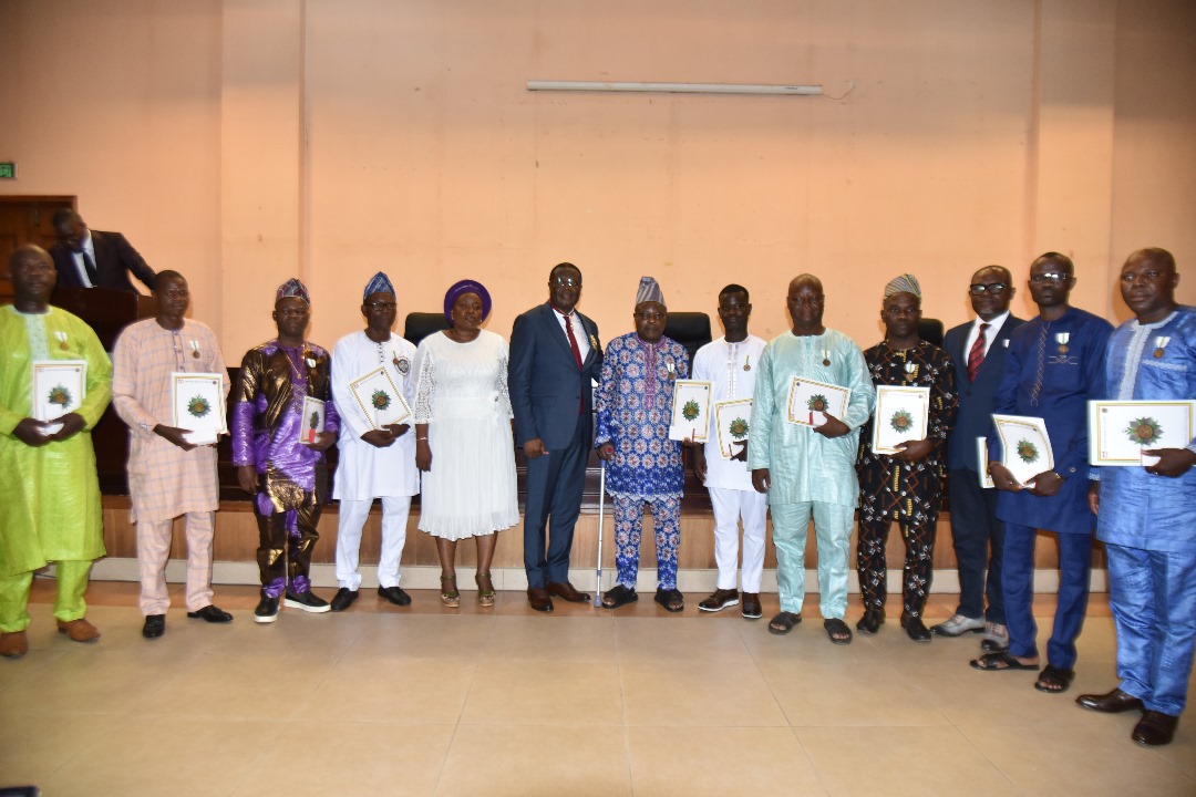 Decoration Ministere10